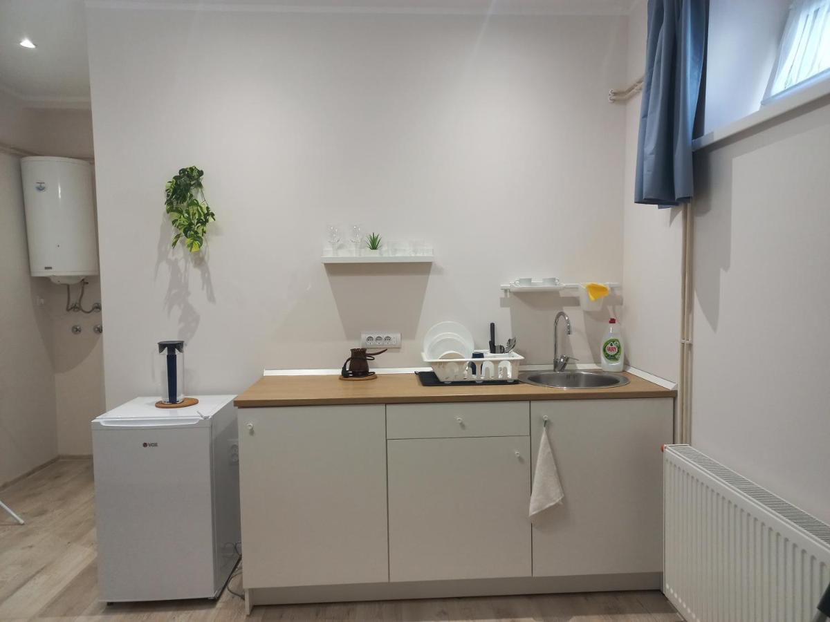 Kod Velikih Tuja Apartment Melenci Exterior foto